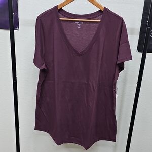 TORRID Girlfriend Signature Jersey VNeck Tee Size 2